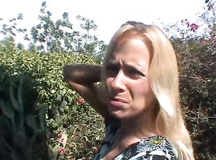 Smoking hot blonde milf gets fucked while on vacation